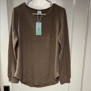 Brown Long Sleeve Ribbed Top